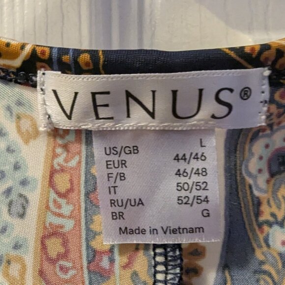 Paisley VENUS cold shoulder TOP - Picture 2 of 2